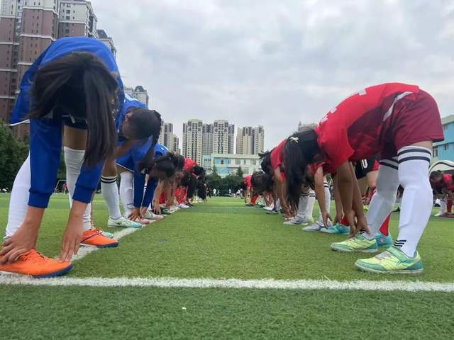 女子足球选拔赛正式启动的简单介绍