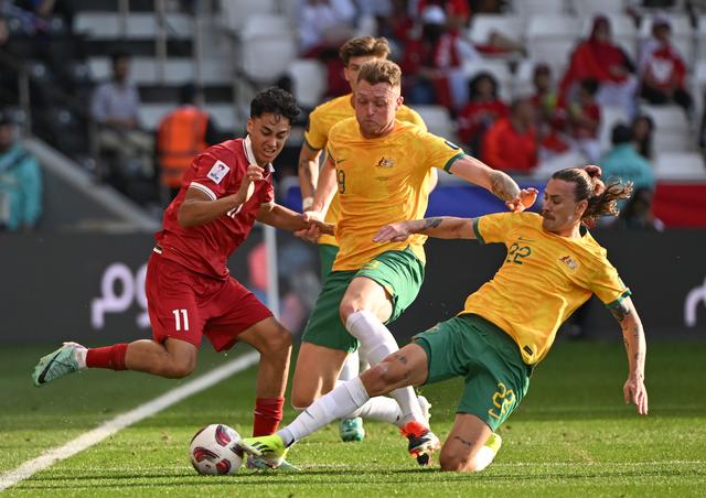 足球比赛中，意大利战胜澳大利亚队